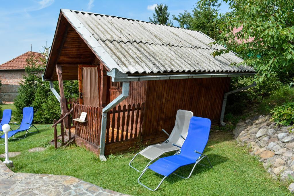 Camping Robinson Country Club Орадя Екстер'єр фото