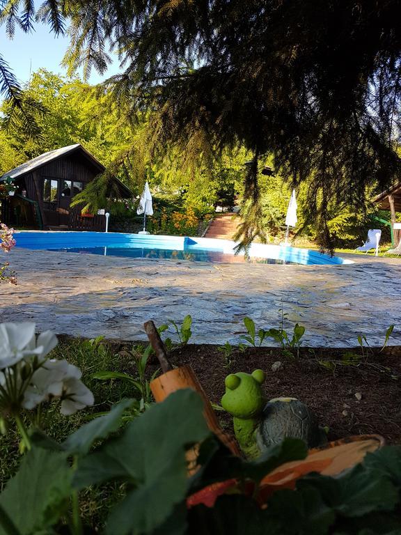 Camping Robinson Country Club Орадя Екстер'єр фото